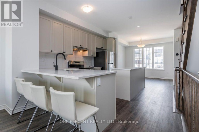 16 PEAREN LANE, Barrie, Ontario, L9J0Z7