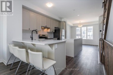 16 PEAREN LANE Barrie Ontario photo 2