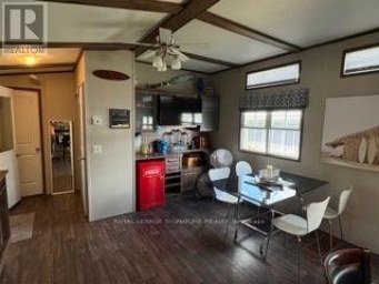 99 FOREST GROVE Port Colborne (Sherkston) Ontario photo 7