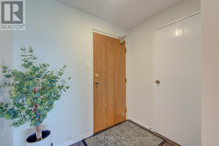 608 - 55 GREEN VALLEY DRIVE, Kitchener, Ontario, N2P1Z6
