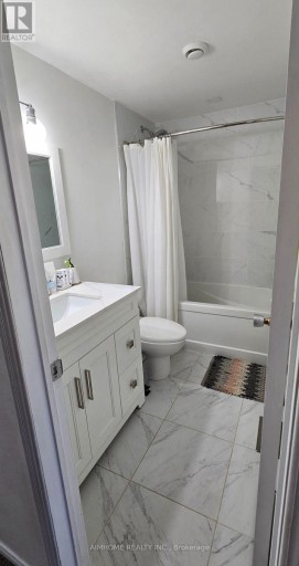 854 ATTERSLEY DRIVE, Oshawa (Pinecrest), Ontario, L1K1T9