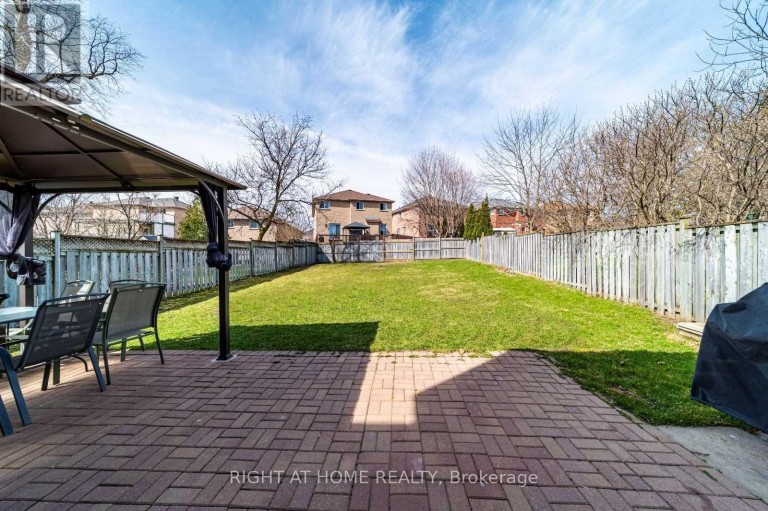 94 WARD DRIVE, Barrie (Painswick South), Ontario, L4N8A2