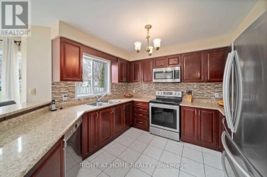 94 WARD DRIVE Barrie (Painswick South) Ontario photo 3