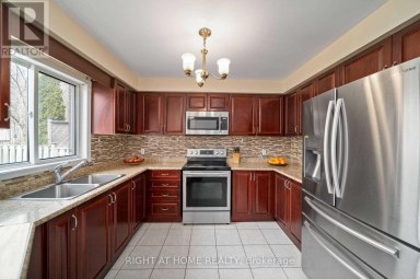 94 WARD DRIVE Barrie (Painswick South) Ontario photo 4