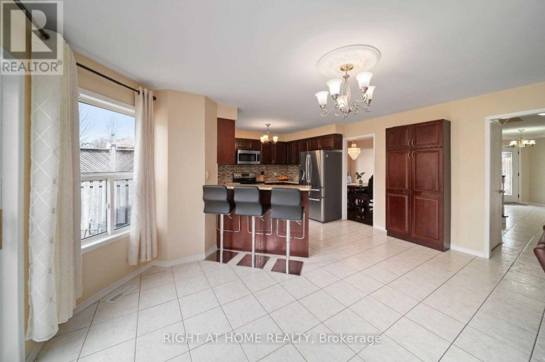 94 WARD DRIVE, Barrie (Painswick South), Ontario, L4N8A2