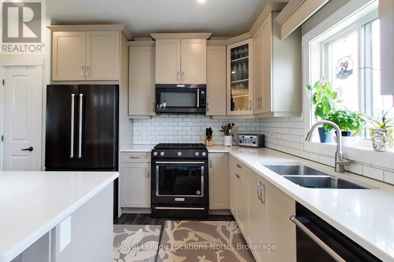 204 MACTAY DRIVE, Chatsworth, Ontario, N0G1H0