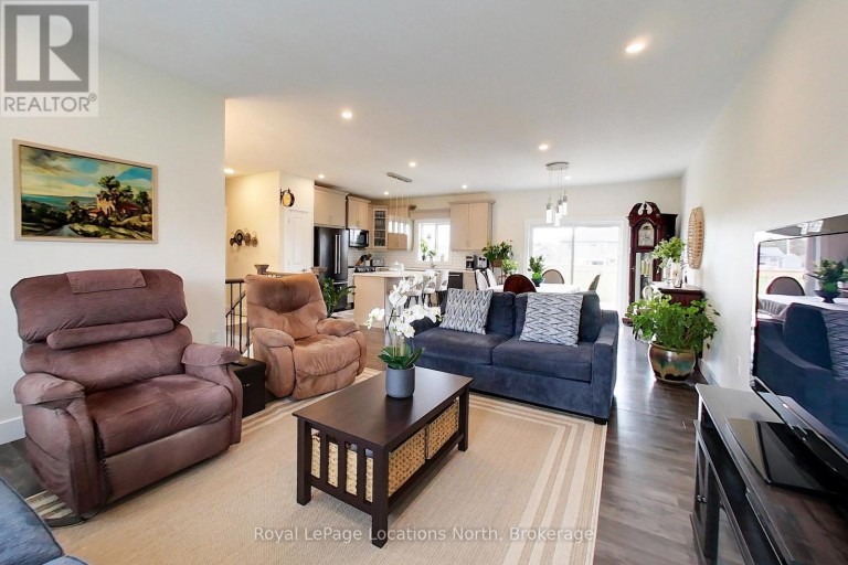 204 MACTAY DRIVE, Chatsworth, Ontario, N0G1H0