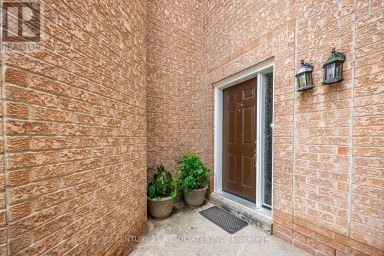 256 - 60 BARONDALE DRIVE Mississauga (Hurontario) Ontario photo 5