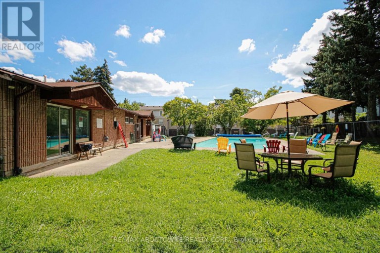 50 - 2440 BROMSGROVE ROAD, Mississauga (Clarkson), Ontario, L5J4J7