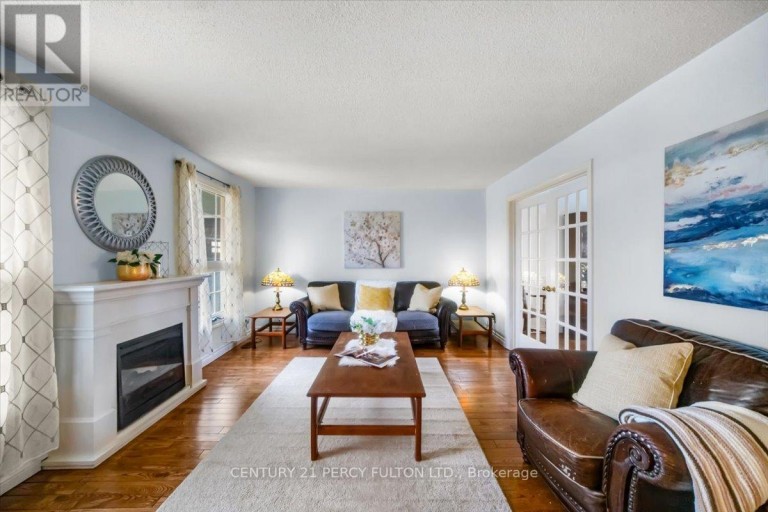 5 DURHAM STREET, Clarington (Bowmanville), Ontario, L1C1H4