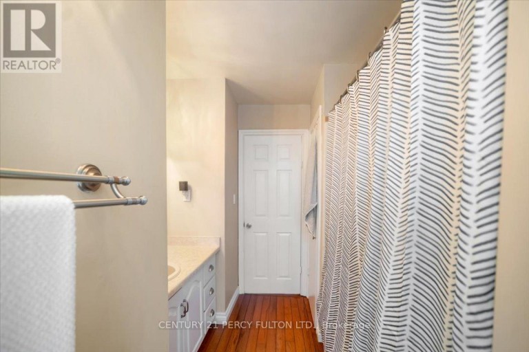 5 DURHAM STREET, Clarington (Bowmanville), Ontario, L1C1H4