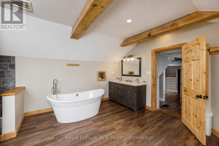 56 MAIN STREET E, Grey Highlands, Ontario, N0C1H0