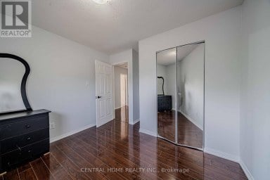 2 NOEL STREET Markham (Markham Village) Ontario photo 21