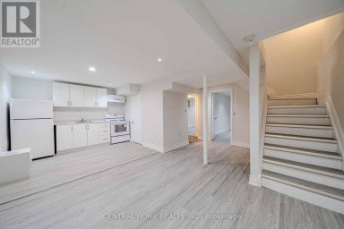 2 NOEL STREET Markham (Markham Village) Ontario photo 22