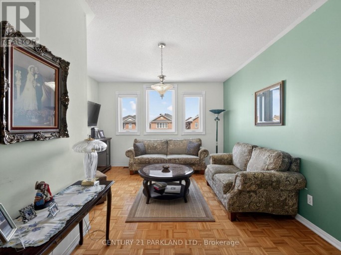 181 PURCELL CRESCENT, Vaughan (Maple), Ontario, L6A3C5