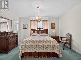 181 PURCELL CRESCENT Vaughan (Maple) Ontario photo 26