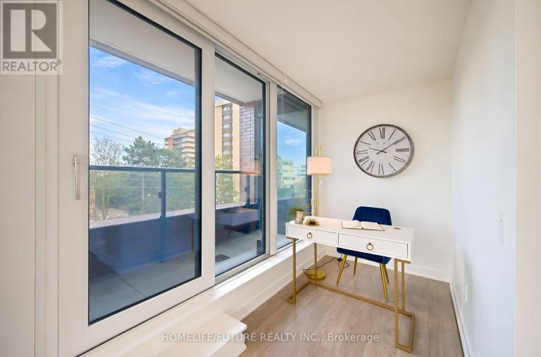 208 - 28 ANN STREET, Mississauga (Port Credit), Ontario, L5G0E1
