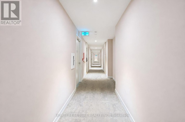 208 - 28 ANN STREET, Mississauga (Port Credit), Ontario, L5G0E1