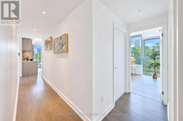 208 - 28 ANN STREET, Mississauga (Port Credit), Ontario, L5G0E1