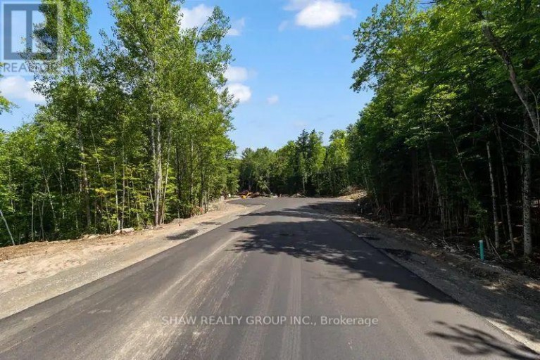 LOT 23 GLEN EAGLE COURT, Huntsville, Ontario, P1H1B1