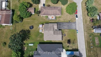 1103 MARIETTA STREET Howick Ontario photo 37