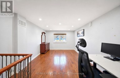 53 - 80 STRATHAVEN DRIVE Mississauga (Hurontario) Ontario photo 33