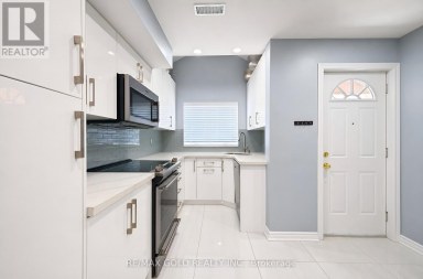 53 - 80 STRATHAVEN DRIVE Mississauga (Hurontario) Ontario photo 6