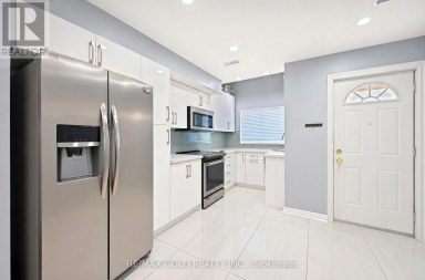 53 - 80 STRATHAVEN DRIVE Mississauga (Hurontario) Ontario photo 8