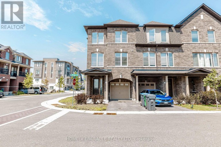 32 ARCOLA STREET, Brampton (Goreway Drive Corridor), Ontario, L6P4N7