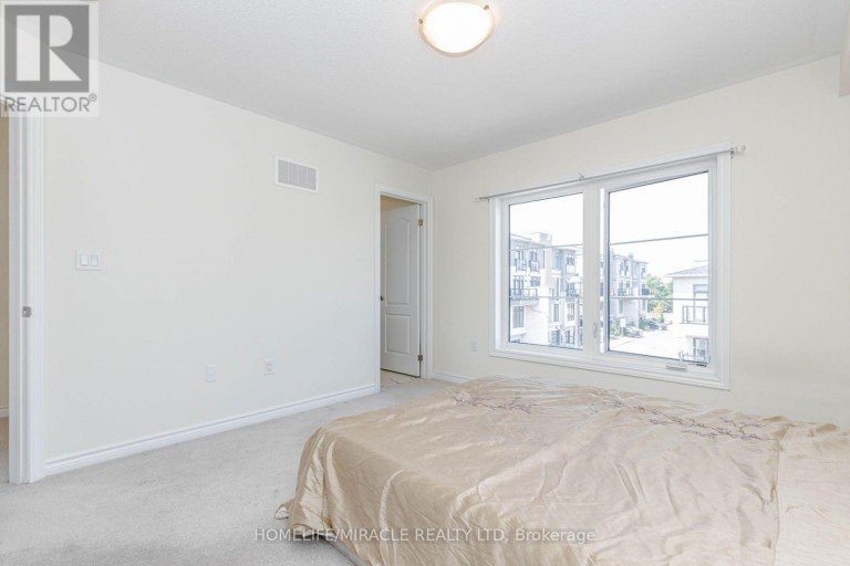 32 ARCOLA STREET, Brampton (Goreway Drive Corridor), Ontario, L6P4N7