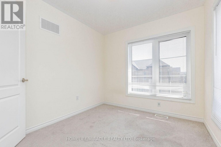 32 ARCOLA STREET, Brampton (Goreway Drive Corridor), Ontario, L6P4N7