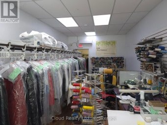 2207 GERRARD STREET E Toronto (East End-Danforth) Ontario photo 5