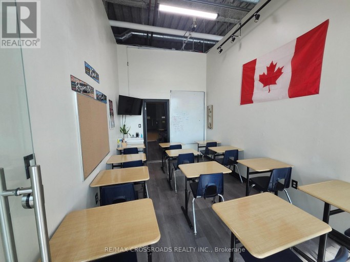 9390 WOODBINE AVENUE, Markham (Buttonville), Ontario, L3R9Y4