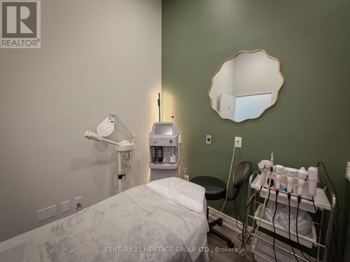 208 - 9737 YONGE STREET, Richmond Hill (Harding), Ontario, L4C8S7