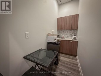 208 - 9737 YONGE STREET Richmond Hill (Harding) Ontario photo 11