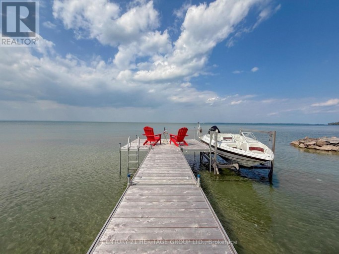 110 HEDGE ROAD, Georgina (Sutton & Jackson's Point), Ontario, L0E1R0