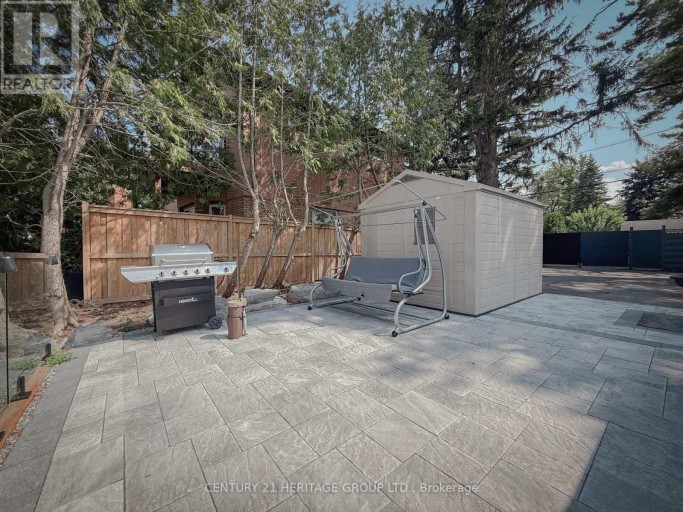110 HEDGE ROAD, Georgina (Sutton & Jackson's Point), Ontario, L0E1R0