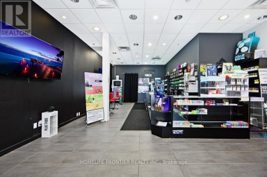 13390 YONGE STREET Richmond Hill (Oak Ridges) Ontario photo 10