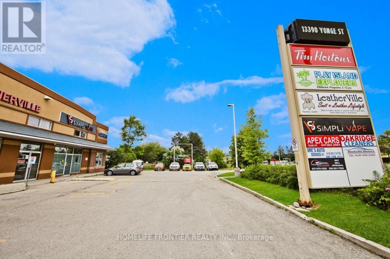 13390 YONGE STREET, Richmond Hill (Oak Ridges), Ontario, L4E2P6