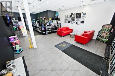 13390 YONGE STREET Richmond Hill (Oak Ridges) Ontario photo 5