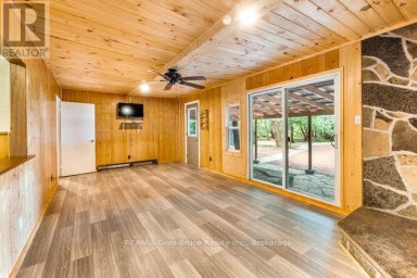 269 OGIMAH ROAD South Bruce Peninsula Ontario photo 15