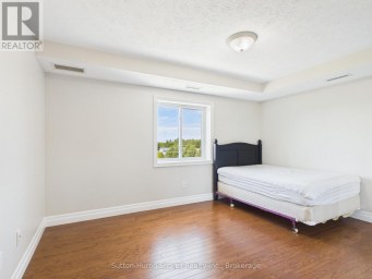 402 - 221 ADELAIDE STREET Saugeen Shores Ontario photo 12