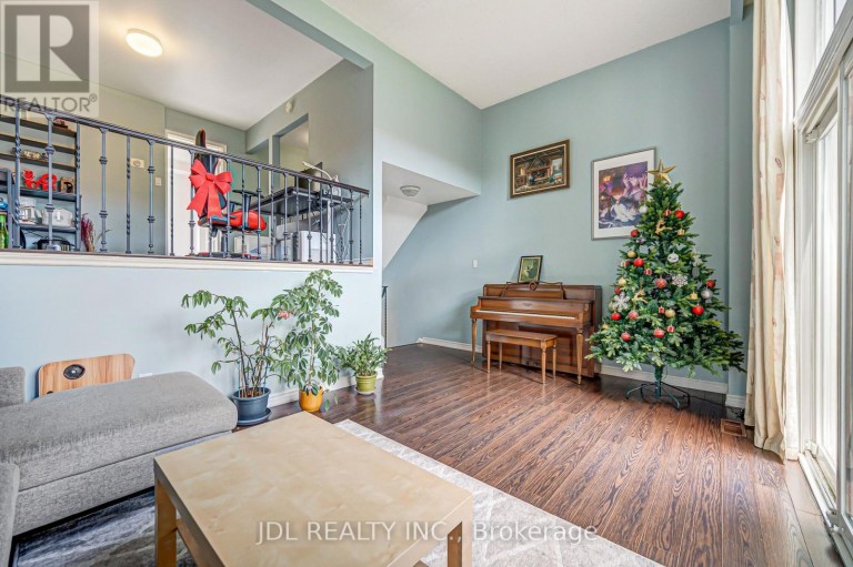 33 - 100 BRIDLETOWNE CIRCLE, Toronto (L'Amoreaux), Ontario, M1W2G8