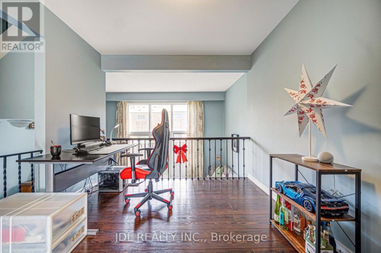33 - 100 BRIDLETOWNE CIRCLE, Toronto (L'Amoreaux), Ontario, M1W2G8