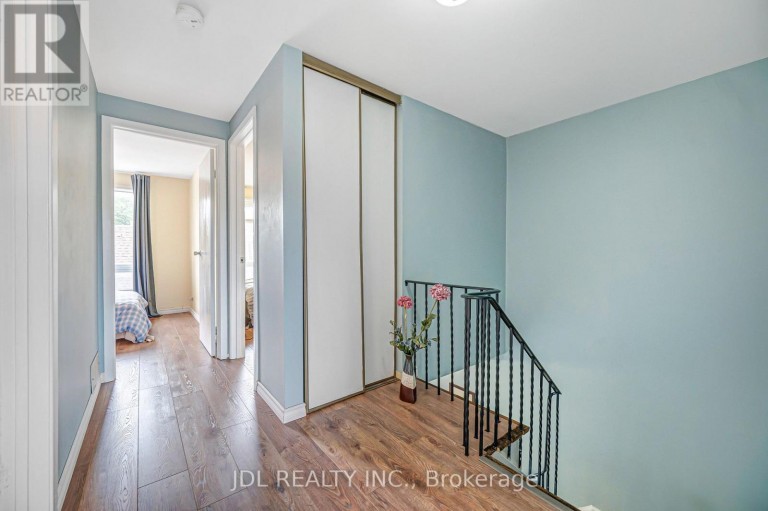 33 - 100 BRIDLETOWNE CIRCLE, Toronto (L'Amoreaux), Ontario, M1W2G8