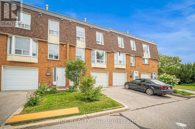 33 - 100 BRIDLETOWNE CIRCLE, Toronto (L'Amoreaux), Ontario, M1W2G8