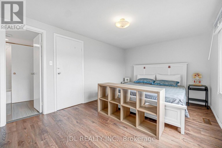 33 - 100 BRIDLETOWNE CIRCLE, Toronto (L'Amoreaux), Ontario, M1W2G8