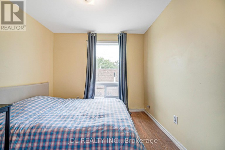 33 - 100 BRIDLETOWNE CIRCLE, Toronto (L'Amoreaux), Ontario, M1W2G8