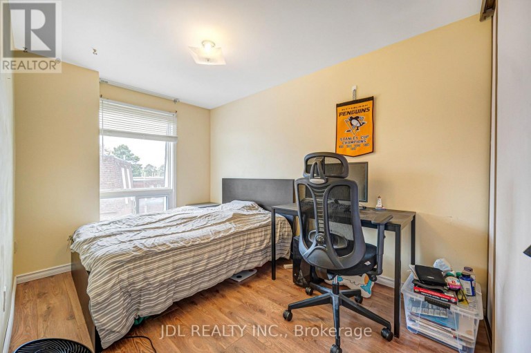 33 - 100 BRIDLETOWNE CIRCLE, Toronto (L'Amoreaux), Ontario, M1W2G8