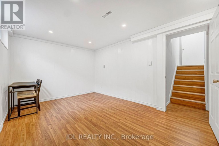 33 - 100 BRIDLETOWNE CIRCLE, Toronto (L'Amoreaux), Ontario, M1W2G8